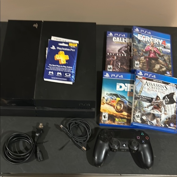 Sony Black PlayStation 4 Console - Picture 1 of 1